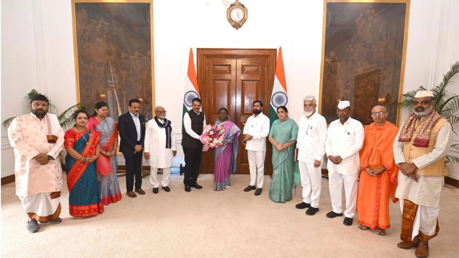 Why Maharashtra chose a Paithani saree for its Kumbh invite to President Murmu