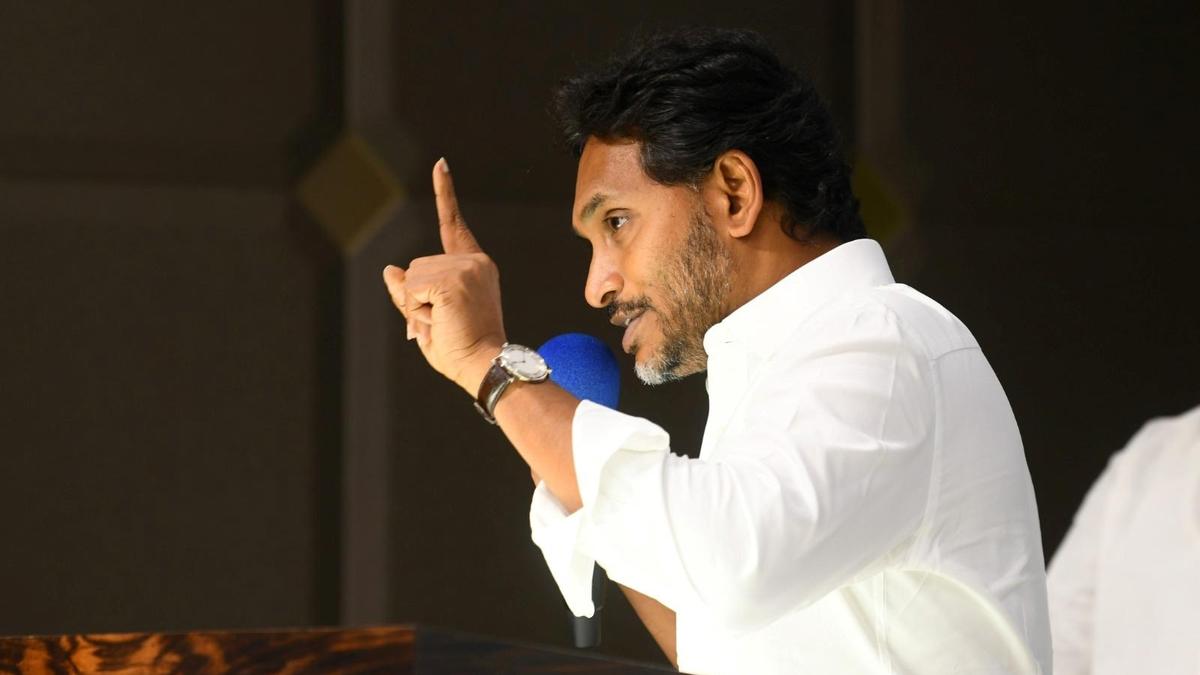 Jagan welcomes HC judgment in Sai Krishna custodial death case