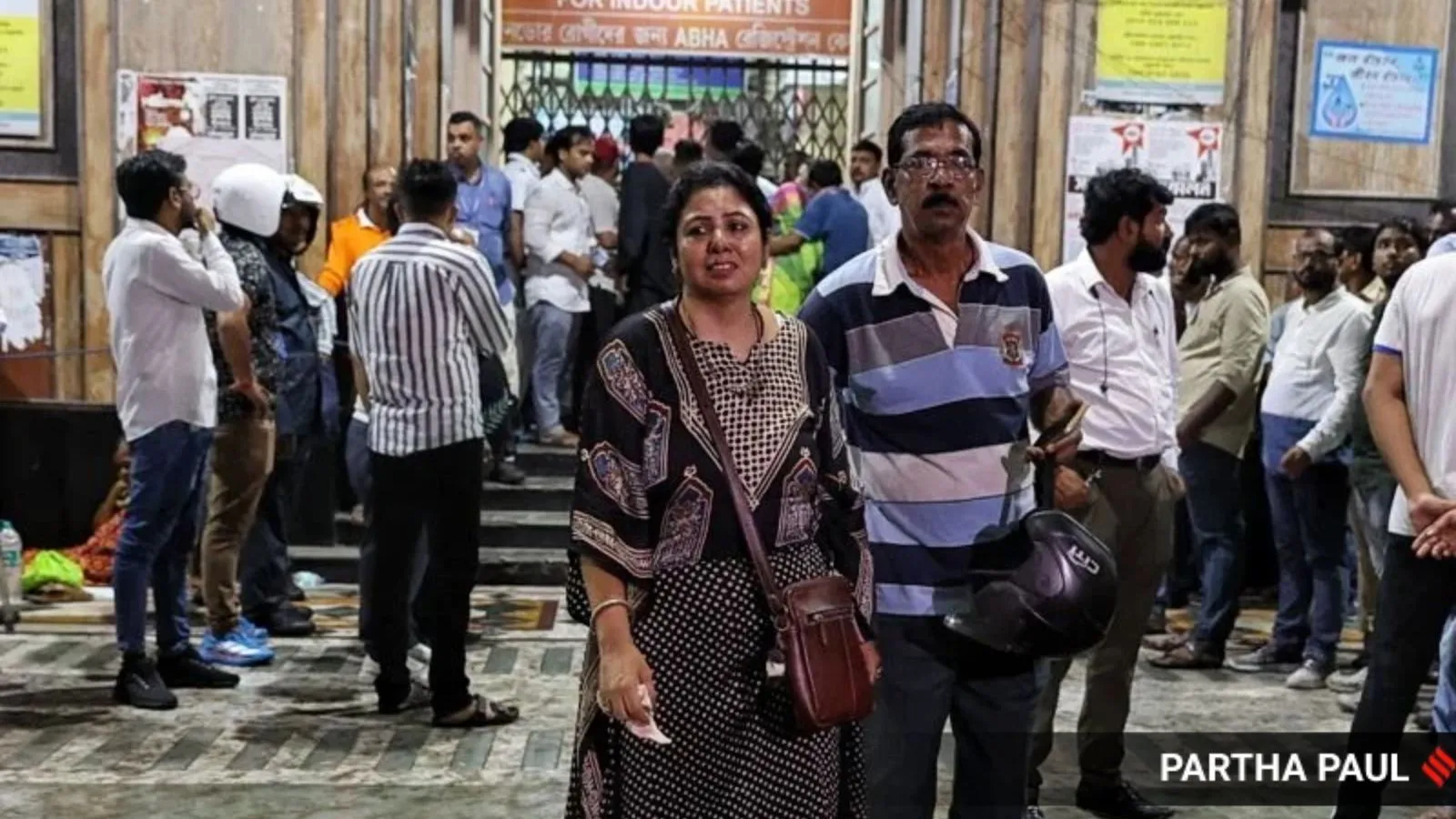 Ex-judge gets three months to find who was responsible for Kolkata stampede; says time is 'not enough'