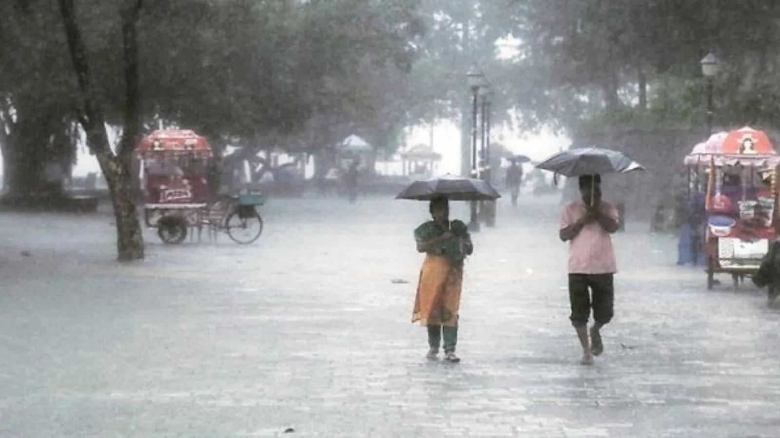 Orange alert in five Kerala districts; fishermen told to stay off coast